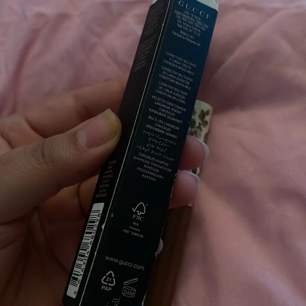 Gucci Concentré de Beauté Multi-Use Crease Proof and Hydrating Concealer